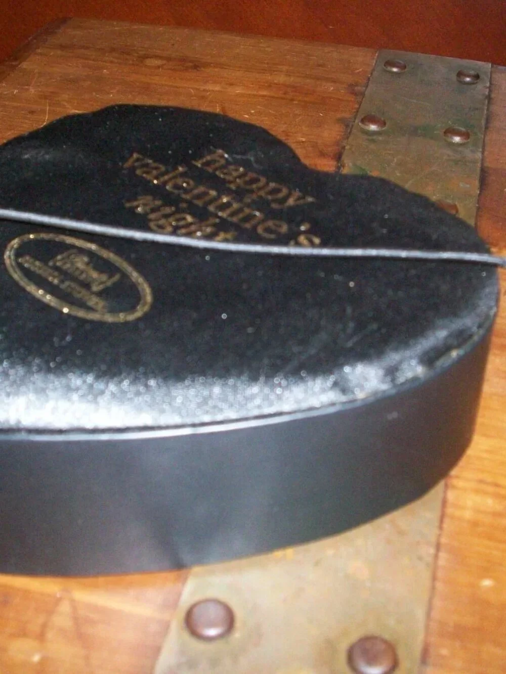 Valentine’s Candy Box Black Padded 6